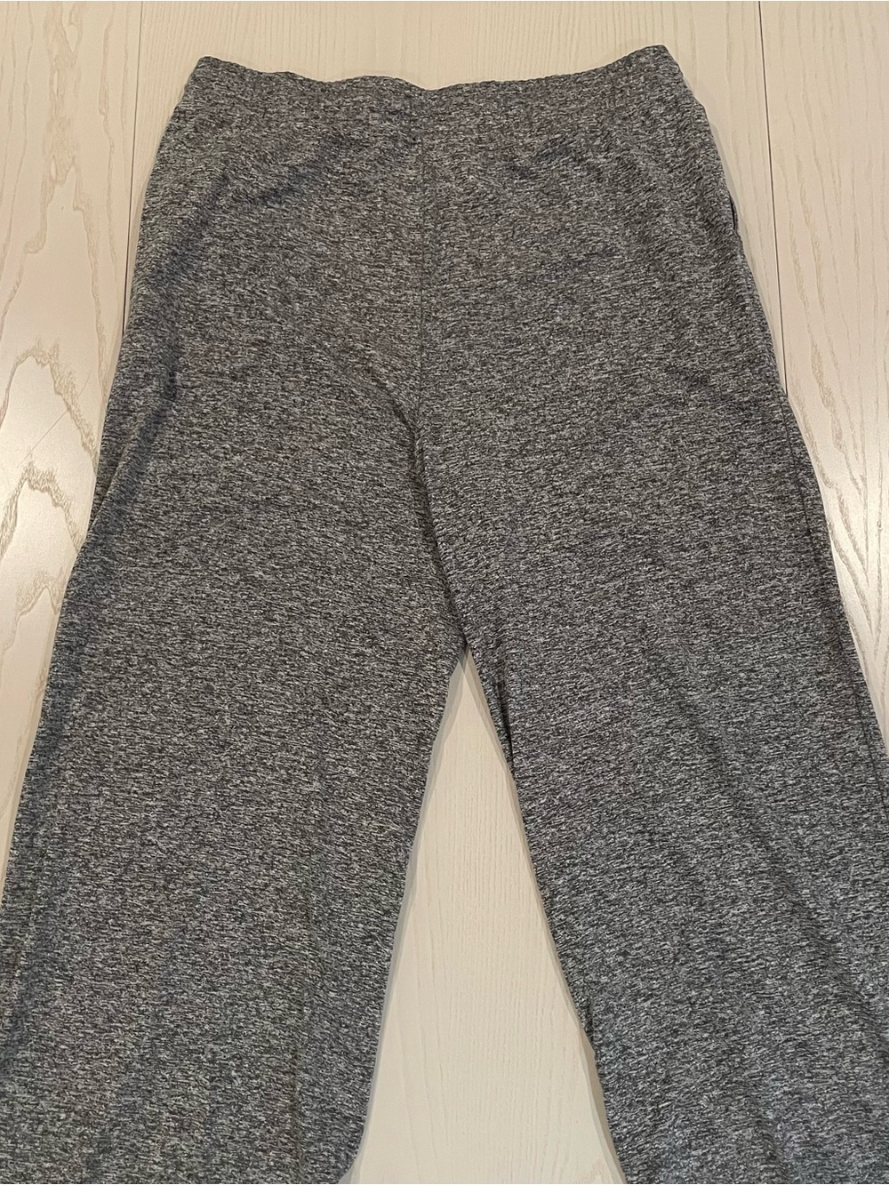 Vuori Halo Essential Wide Leg Pant in Heather Gray - Large - Picture 7 of 7